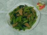芹菜木耳炒肉片