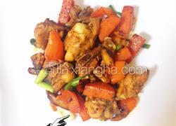 胡萝卜香菇炒鸡翅根