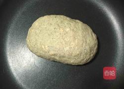 黑芝麻手工馒头的做法图解1