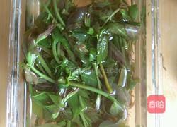 香椿炒蛋的做法图解1