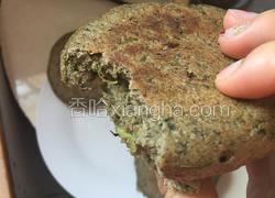 菠菜玉米黑麦锅贴