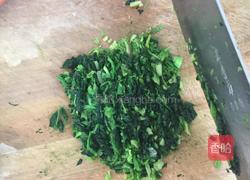 菠菜玉米黑麦锅贴的做法图解2
