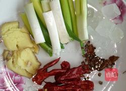 黄豆炖猪蹄包的做法图解2