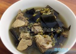 海带绿豆排骨汤