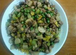 莲藕豌豆爆肉丁
