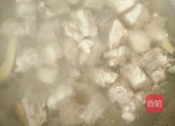 菠萝排骨喜欢西红柿的做法图解1