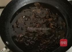 爆炒木大鸭（当地就这么叫这种鸭别字谐音）的做法图解5