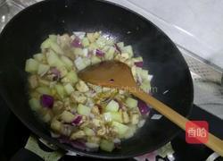 可心咖喱鸡肉黄金饭的做法图解1