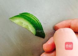 蓑衣黄瓜仔的做法图解1