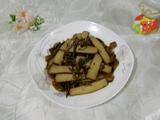 茶树菇拌鸡蛋干