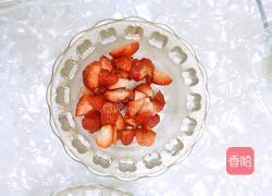 自制草莓酸奶的做法图解4