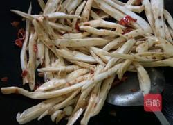 手撕鸡腿菇的做法图解3