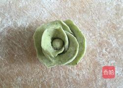 绿玫瑰花卷的做法图解11