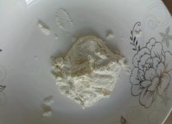 手工做新鲜的意大利里科塔乳清奶酪(纯乳清奶酪)乳清芝士