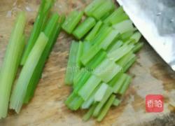 芹菜肉馅锅贴的做法图解12