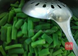 豆角炒肉丝的做法图解9