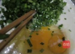 韭菜鸡蛋饼的做法图解3
