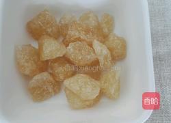  冰糖炖桃胶皂角米雪燕糖水的做法图解4
