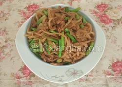 肉丝蒜苔炒饼