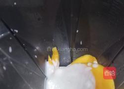 芒果奶昔的做法图解3