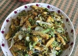 包包菜炒杂粮饼