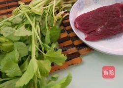 芹菜炒牛肉的做法图解1