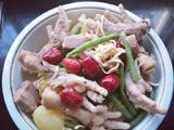 咸肉鸡爪煲