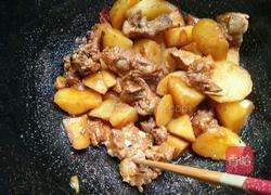 土豆炖排骨的做法图解9