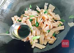 蒜苗炒粘山药豆腐的做法图解9