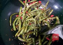 干煸四季豆的做法图解10