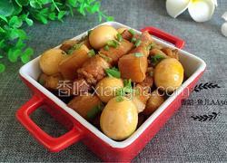 红烧肉炖鹌鹑蛋