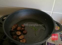虫草花炒意面的做法图解7