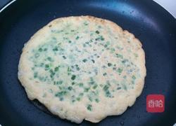韭菜鸡蛋饼的做法图解7