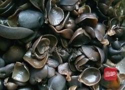 凉拌木耳的做法图解2