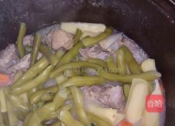 炖排骨土豆四季豆的做法图解12