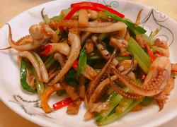 客家小炒（鱿鱼）