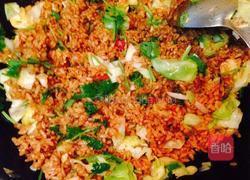 酱油炒饭的做法图解3