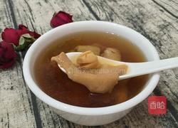 猴头菇鱼胶莲子炖瘦肉汤的做法图解9