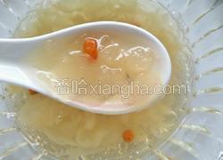 银耳红枣枸杞汤