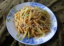 土豆丝炒芹菜