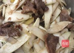 茭白炒肉的做法图解7