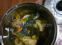 乌鸡花胶汤