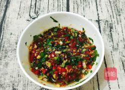 蒜蓉酱拌嫩豆腐皮蛋的做法图解5