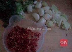 凉拌绿豆芽的做法图解1