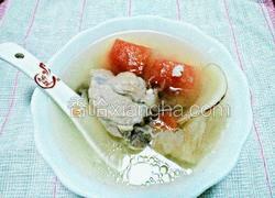 木瓜雪耳海底椰炖排骨汤