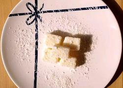 牛奶椰丝小方
