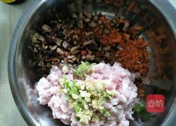 香菇胡萝卜猪肉馅的做法图解5