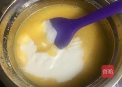 芒果慕斯蛋糕的做法图解3