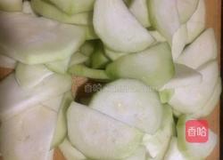 茅根胡萝卜水瓜鲩鱼头汤的做法图解5