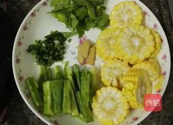 家常猪骨头汤的做法图解1